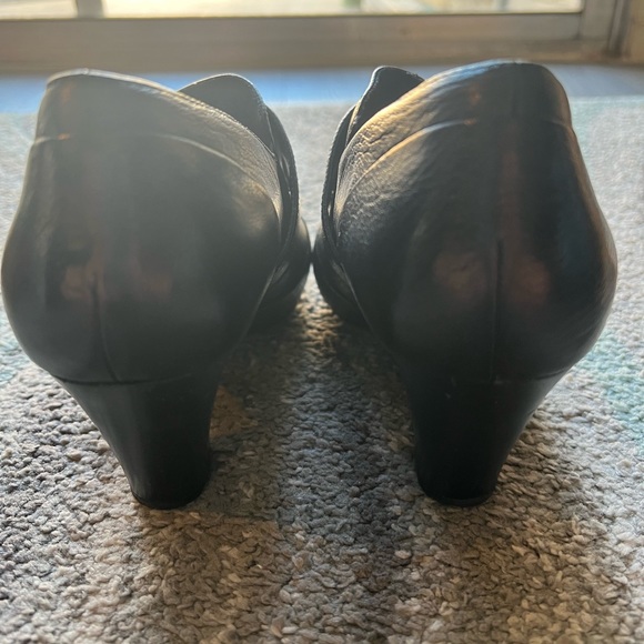Clarks women’s size 9 Black Bendable’s - Picture 3 of 6